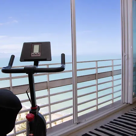 Panoramic Skyline, La Roca Tower- By Lcdsol Apartment *